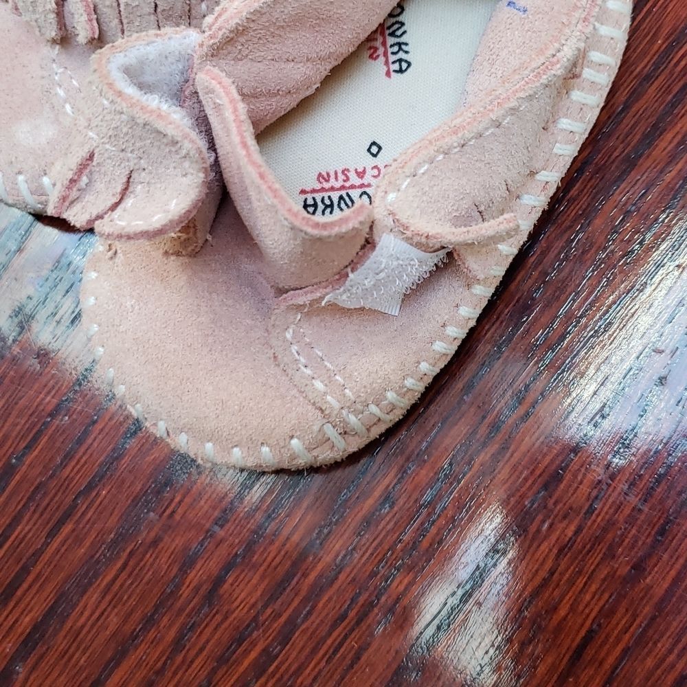 Pink Sz 1 BABY Minnetonka Moccasins *CuTe*!! - Picture 5 of 5